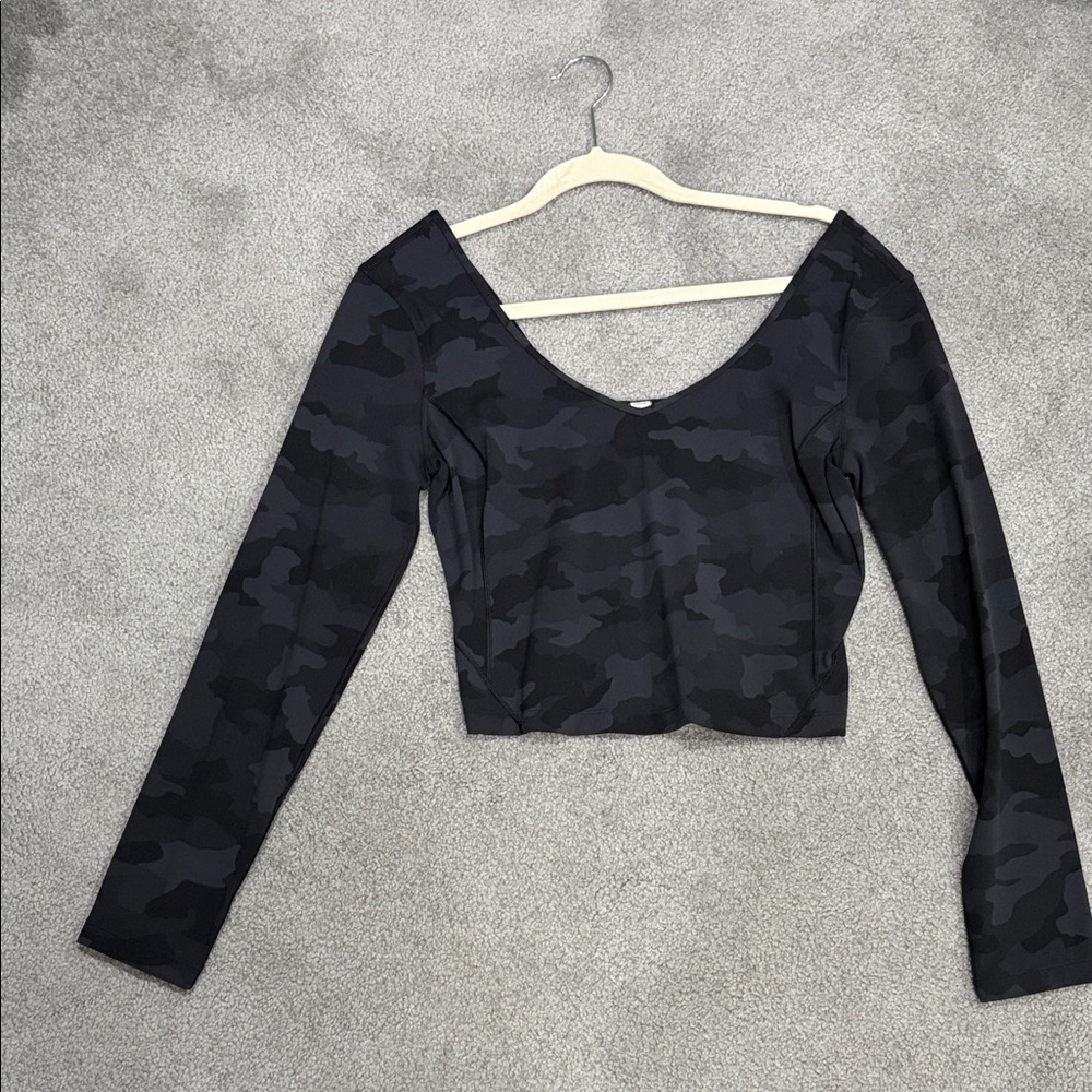 Lululemon Athletica Dark Camouflage Long Sleeve crop top